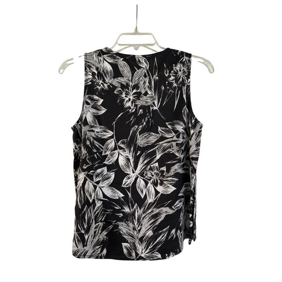 C&C California Sleeveless Top V-Neck Dark Floral 100% Lyocell Sz Small NEW - Picture 3 of 6